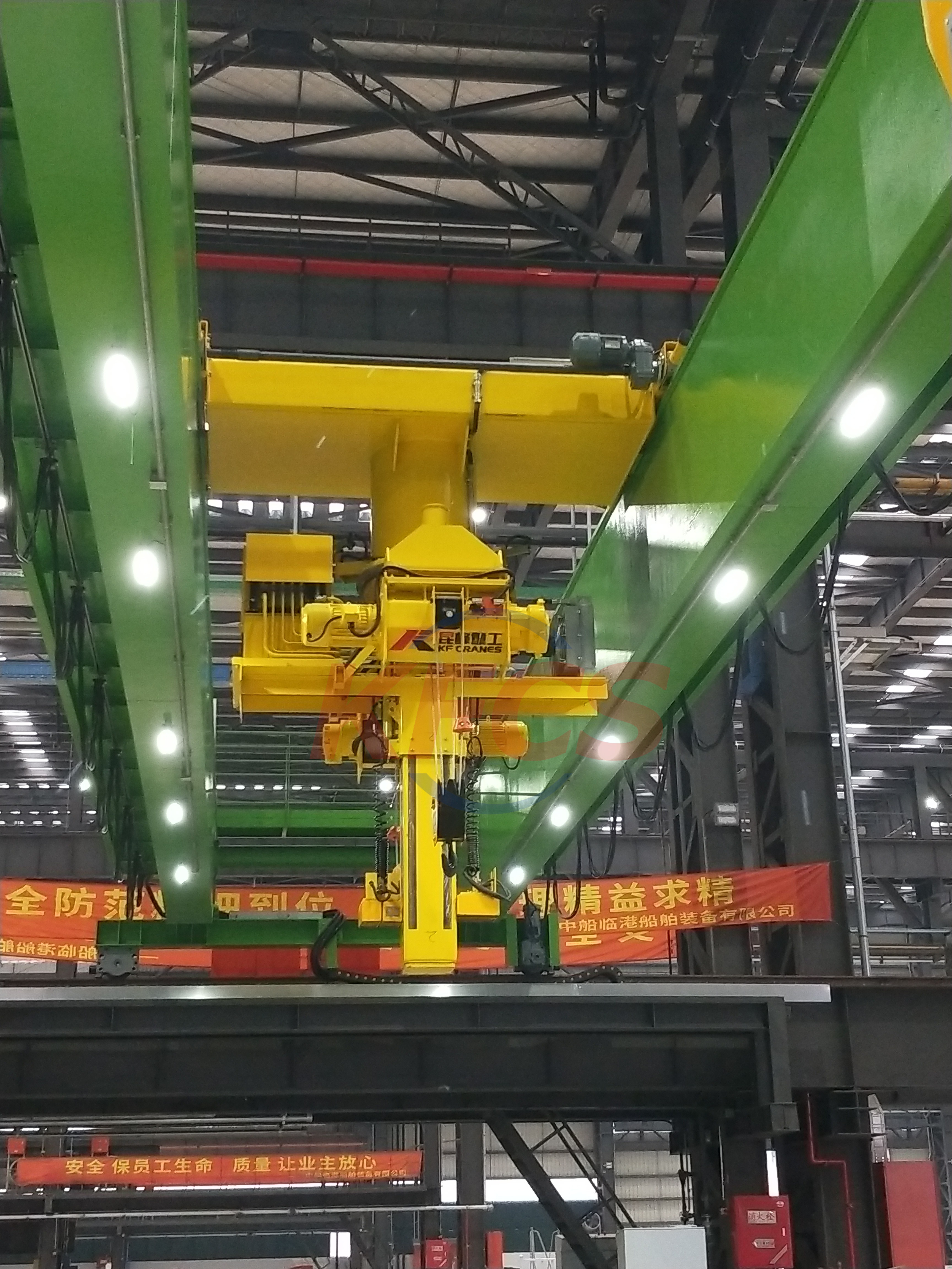 上海無人鋼材倉庫智能起重機