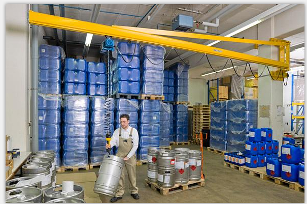 壁掛式起重機(jī)