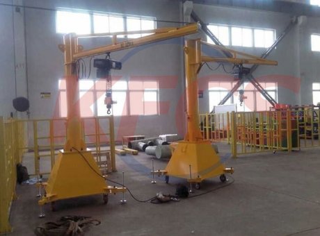 移動電驅(qū)動旋臂起重機(jī)