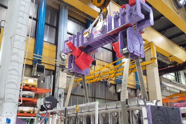 帶式車架翻轉機