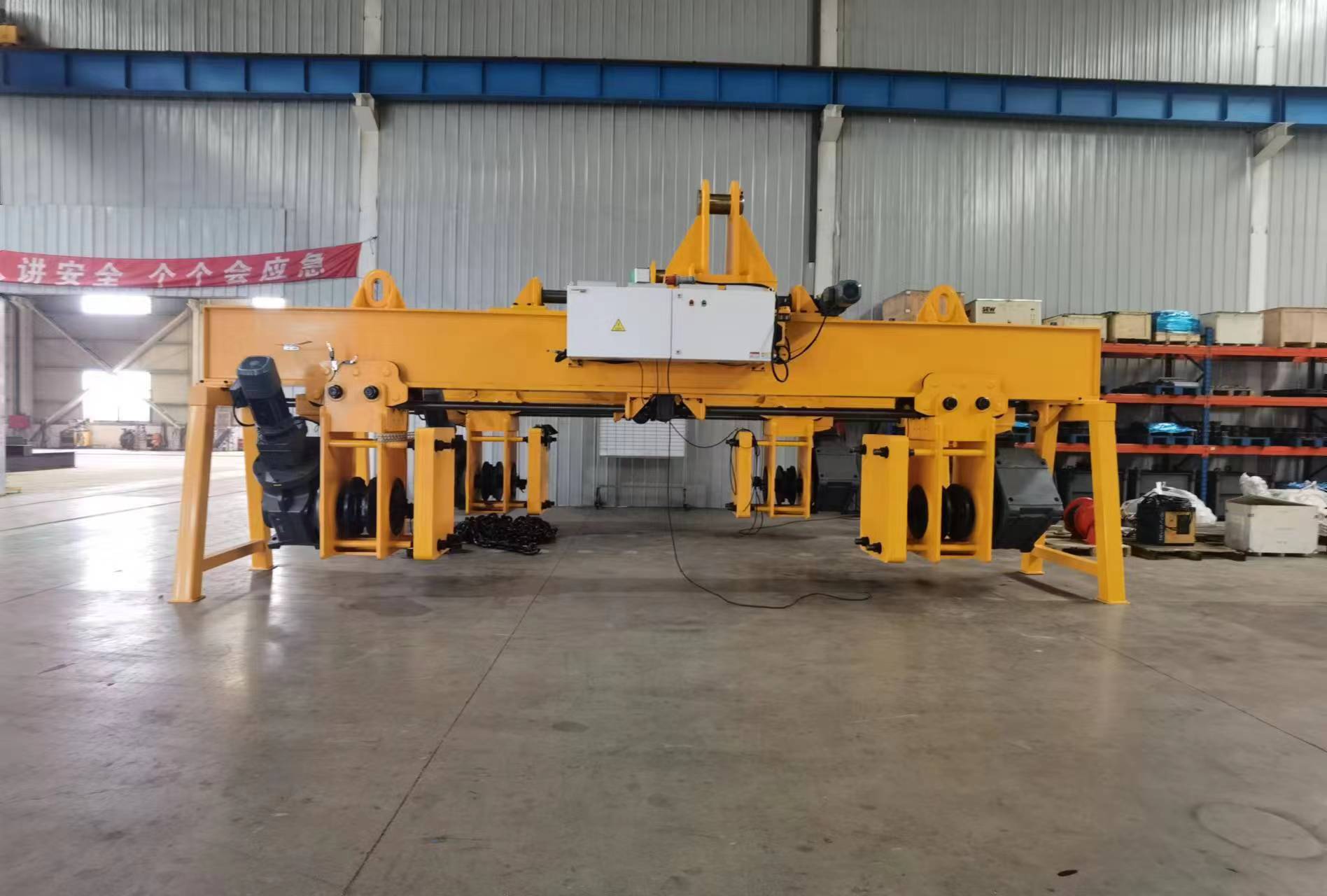 具有自動平衡功能的帶式翻轉(zhuǎn)機