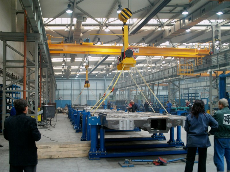 橋梁箱體翻轉(zhuǎn)機(jī)