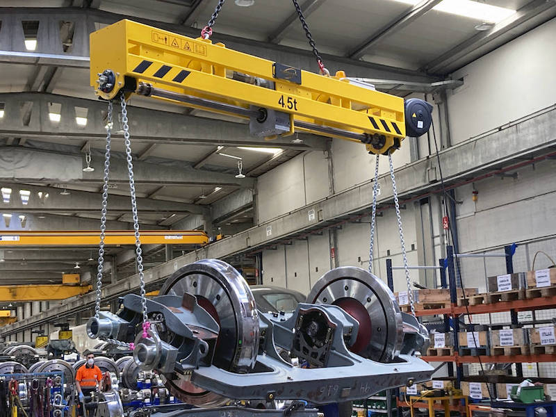 汽車(chē)生產(chǎn)線(xiàn)車(chē)架翻轉(zhuǎn)設(shè)備